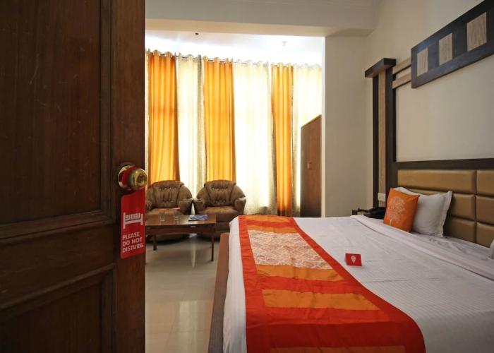 OYO 5855 Hotel Neelkanth
