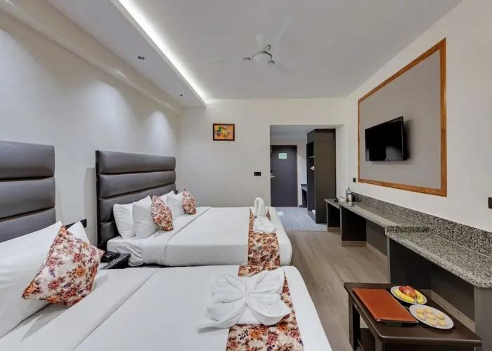Click Sunburry Hotel Katra