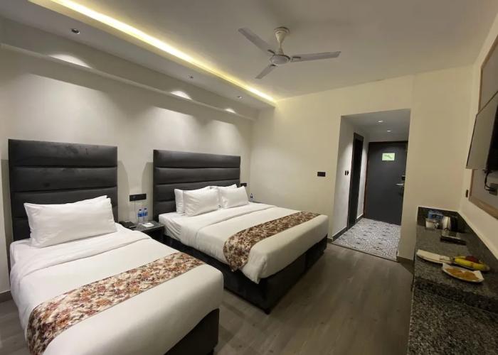Click Sunburry Hotel Katra