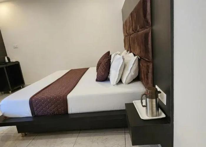 Hotel The Vaishvik