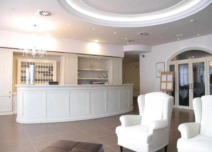 Hotel Fini