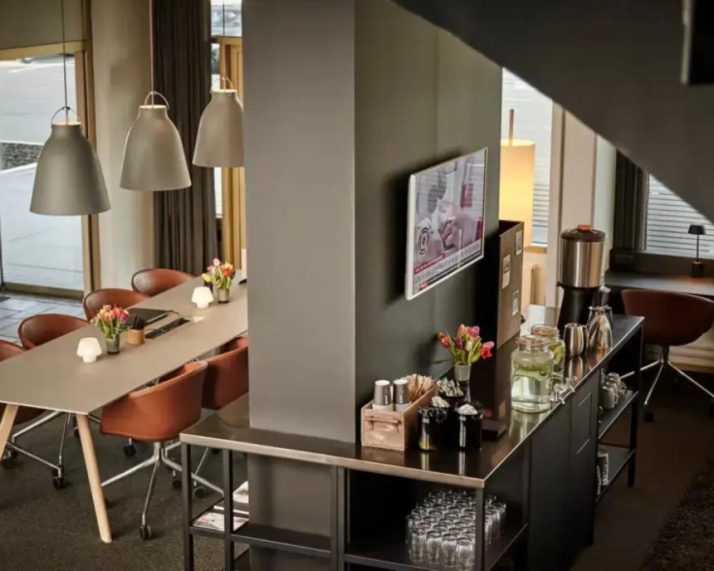 фото Comwell Hvide Hus Aalborg