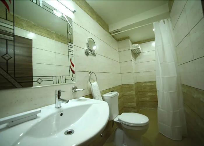 Lords Eco Inn, Gandhidham