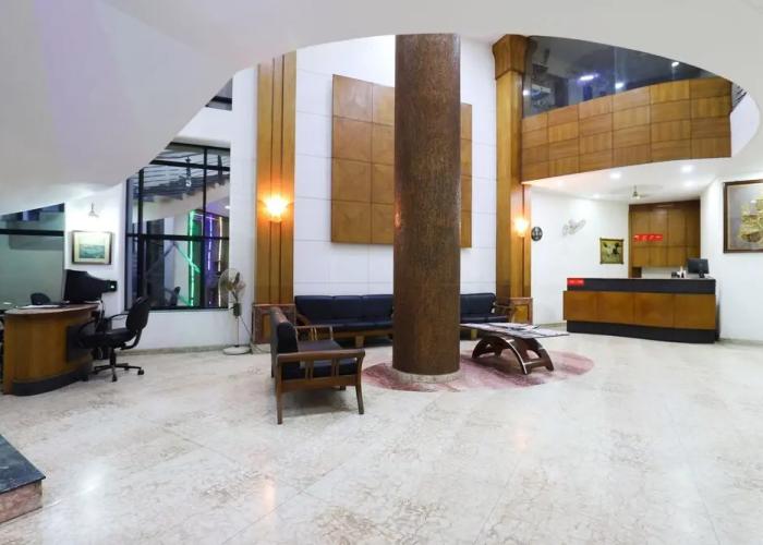 Hotel Gokul