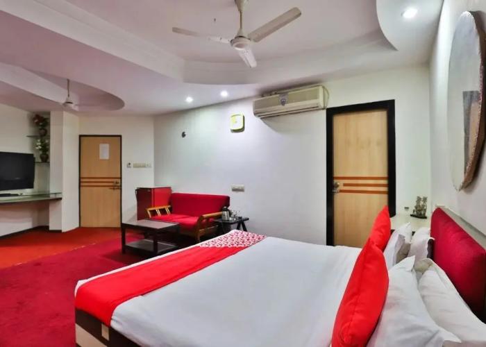 Hotel Gokul