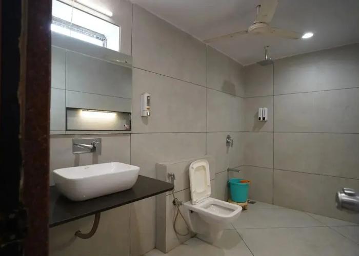 Hotel Gokul