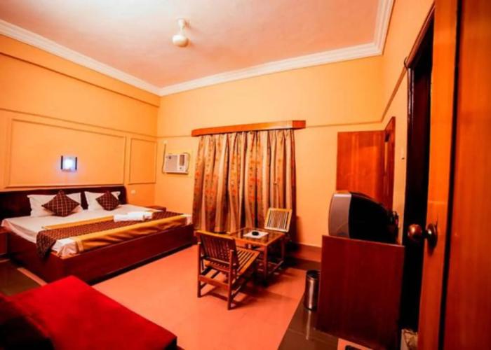 Hotel Empire Gandhidham