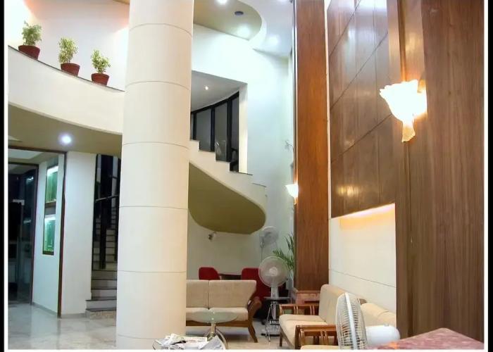 Hotel Gokul