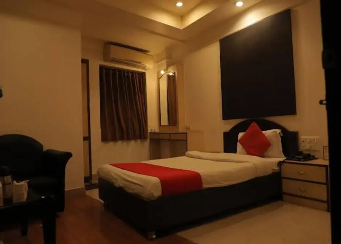 Hotel Gokul