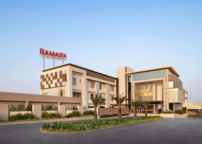 Ramada by Wyndham Gandhidham Shinay