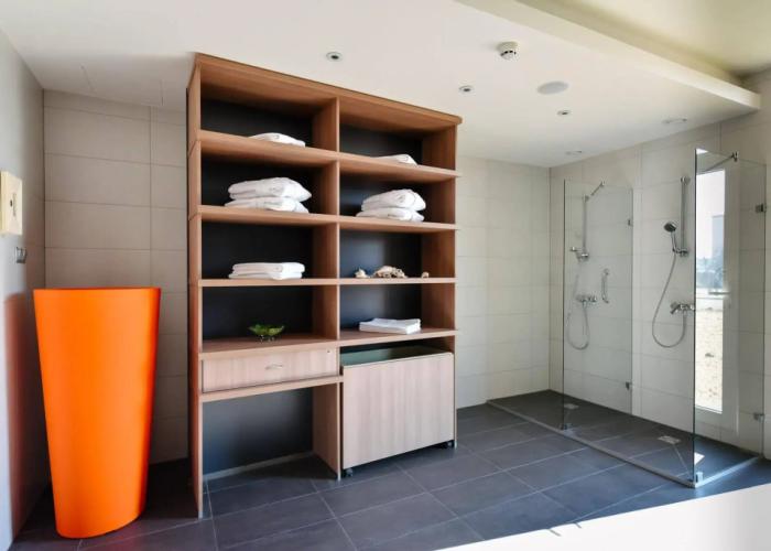 Best Western Plus Lakeside Hotel