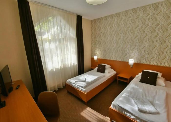 Hotel Platán