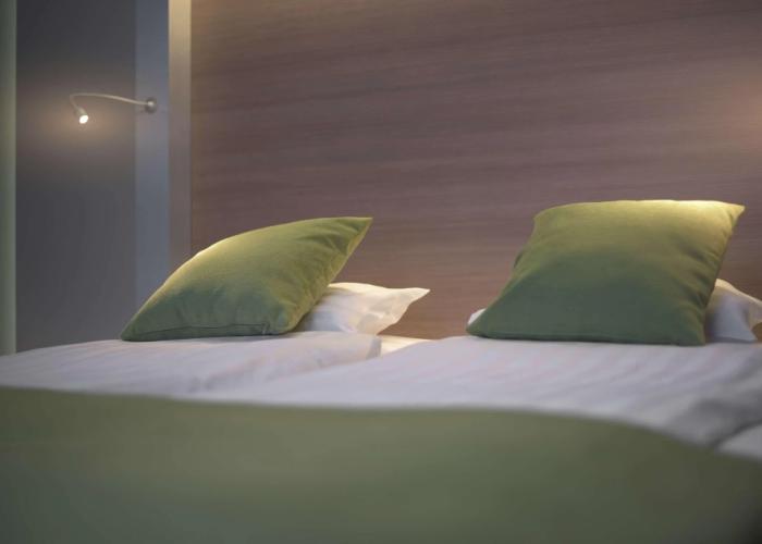 Best Western Plus Lakeside Hotel