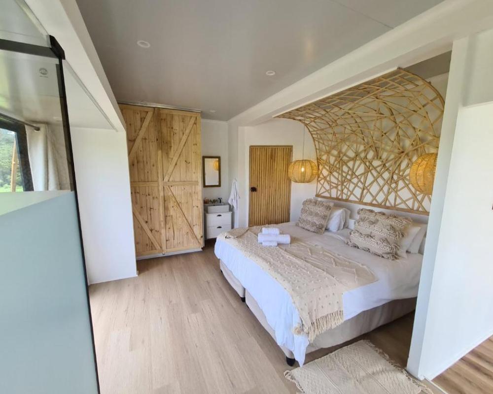 Buff & Fellow Eco Cabins