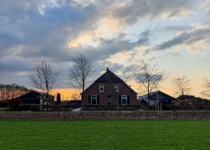 Spacious Farmhouse in Silvolde With Garden