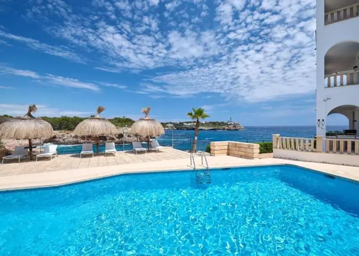 Orange Colom Seaside Apartments