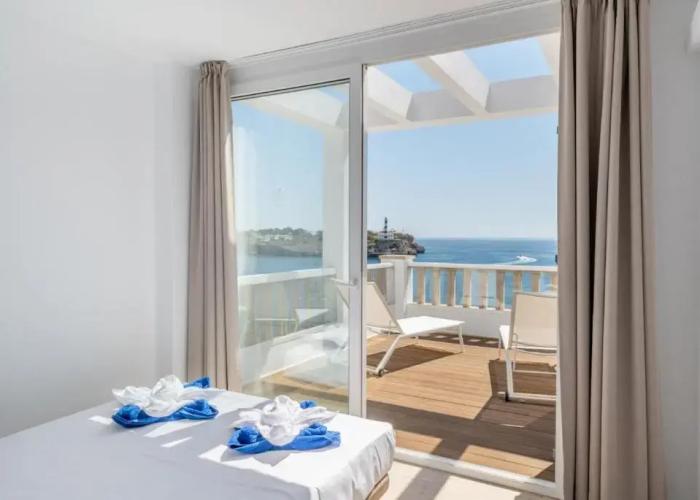 Orange Colom Seaside Apartments