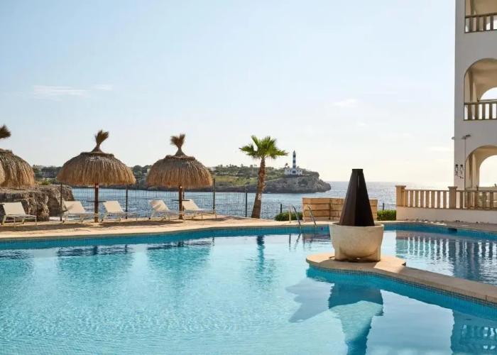 Orange Colom Seaside Apartments