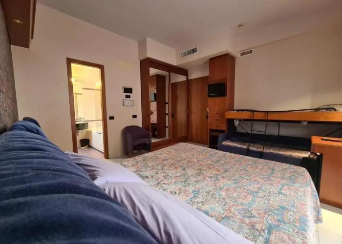 Hotel Sabra