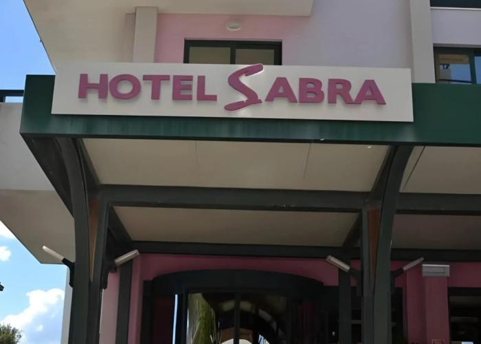 Hotel Sabra