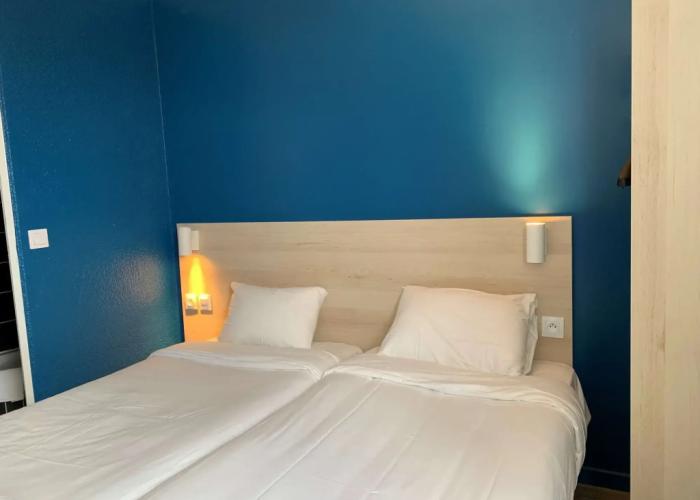 Kyriad Direct Dreux