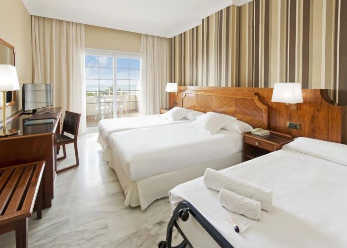 Elba Motril Beach & Business Resort