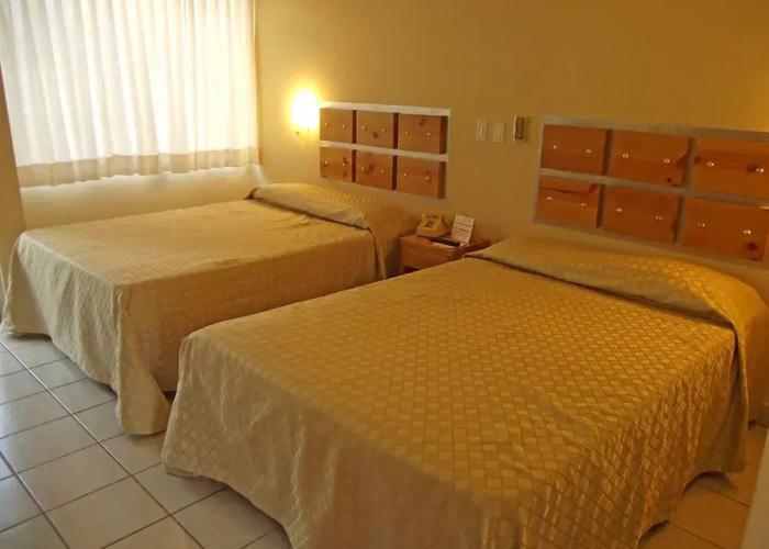 La Concha Beach Hotel & Club