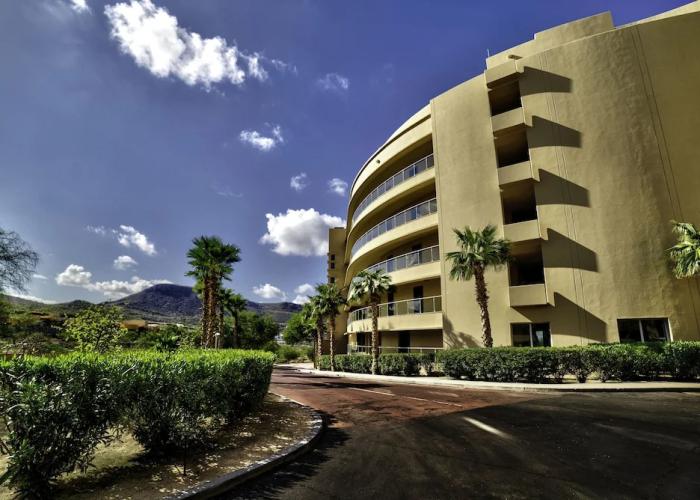 Puerta Cortés Residences by Lumina