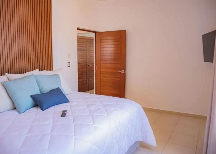 Condo Cortes