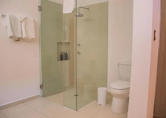 Condo Cortes