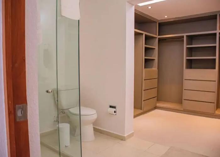 Condo Cortes