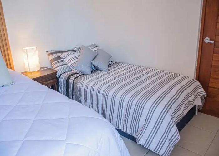 Condo Cortes