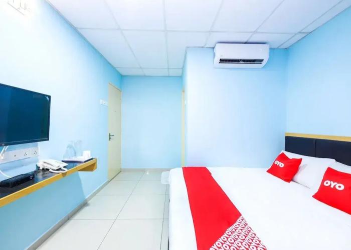 OYO 89842 Hotel 22 Northport