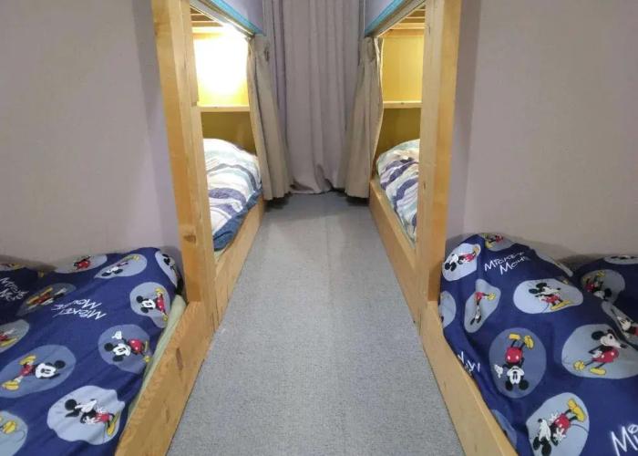 World Inn Muroran Nakamano-Ie! Noboribetsu, Toyako, Sapporo, and Airport Direct Bus Stop