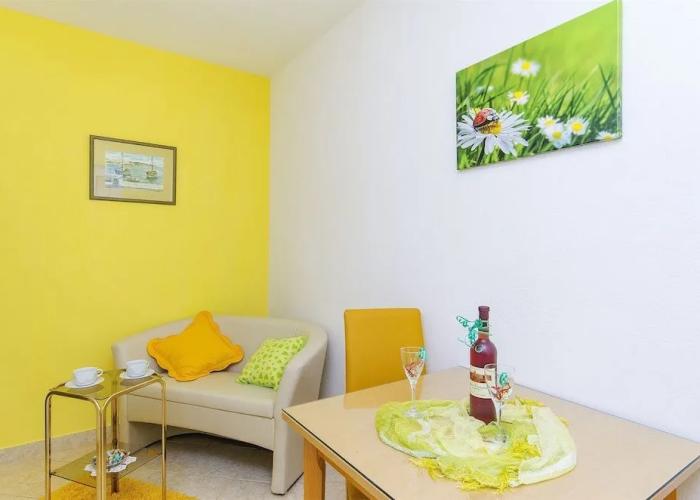 Apartments Zvonimir