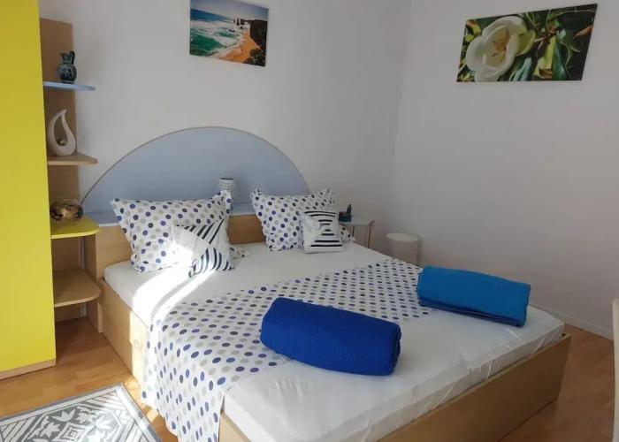 Apartments Zvonimir
