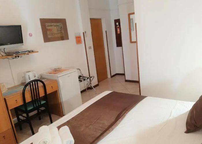 Rooms & Apartments Villa Town Gate