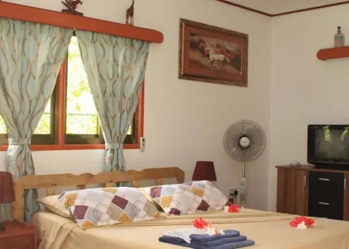 Veronic Self-Catering Guest House