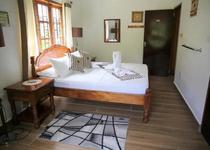 Tannette Villa