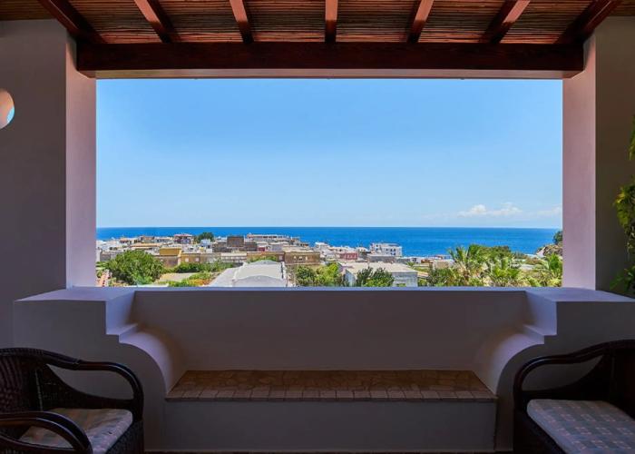 Hotel Tritone