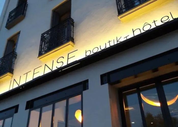 Intense Boutik Hôtel