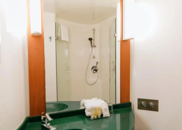 ibis Newcastle