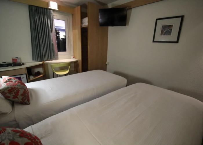 ibis Newcastle