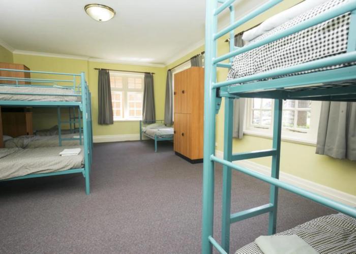 YHA Newcastle Beach