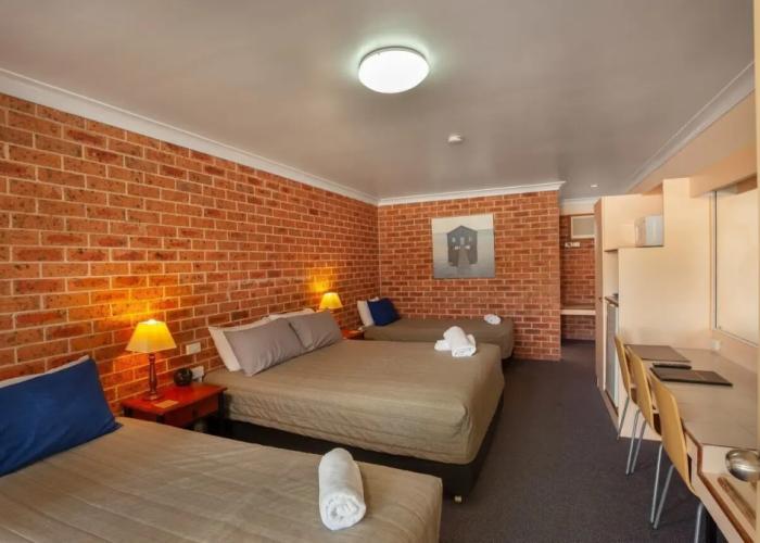 Lake Macquarie Motor Inn