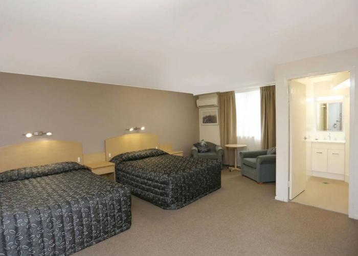 Cosmo Motel Adamstown