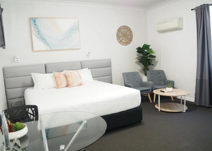 The Esplanade Motel