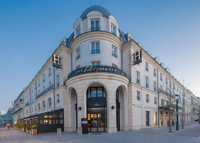 Hôtel l'Elysée Val d'Europe