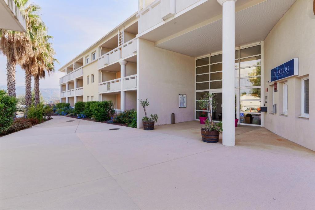 Comfort Aparthotel Six-Fours