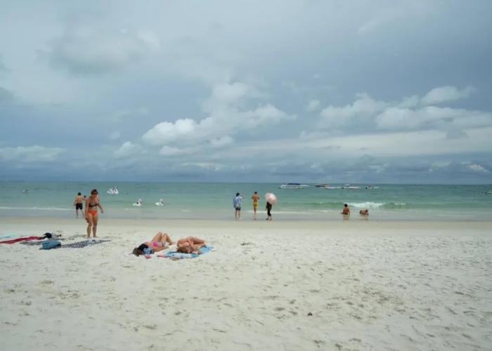 Tonsak Resort